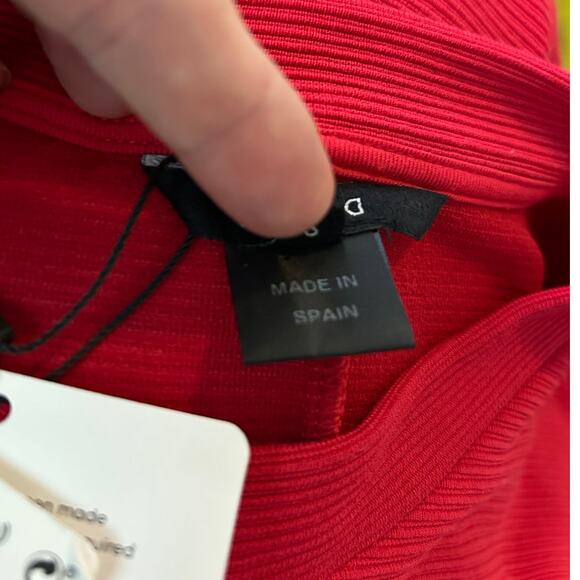 DESIGUAL NWT Sweat Rib Olympia Red Love Top Size US XS - Picture 12 of 12